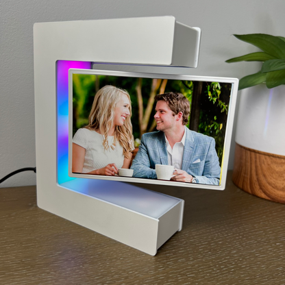 Anti-Gravity Photo Frame™