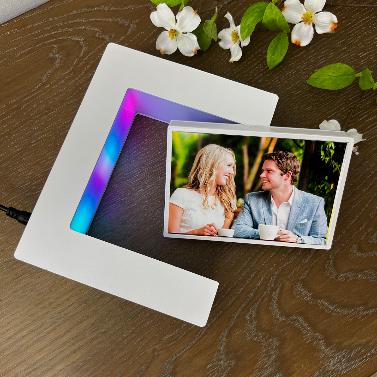 Anti-Gravity Photo Frame™